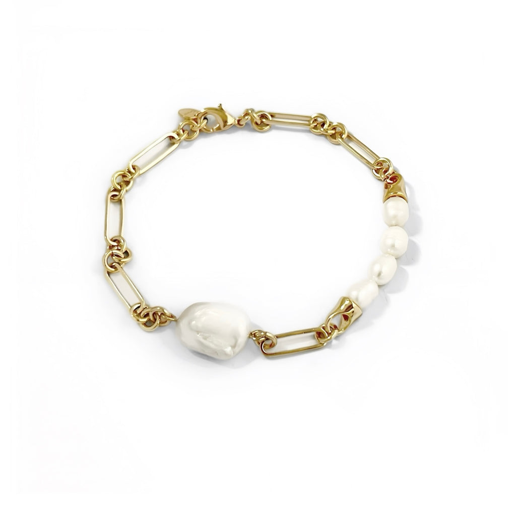 Emily Freshwater Pearl Bracelet